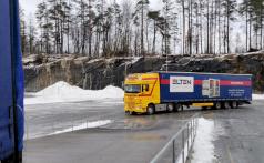Systèmes de dépliage et de dépilage de caisses livrés en Finlande